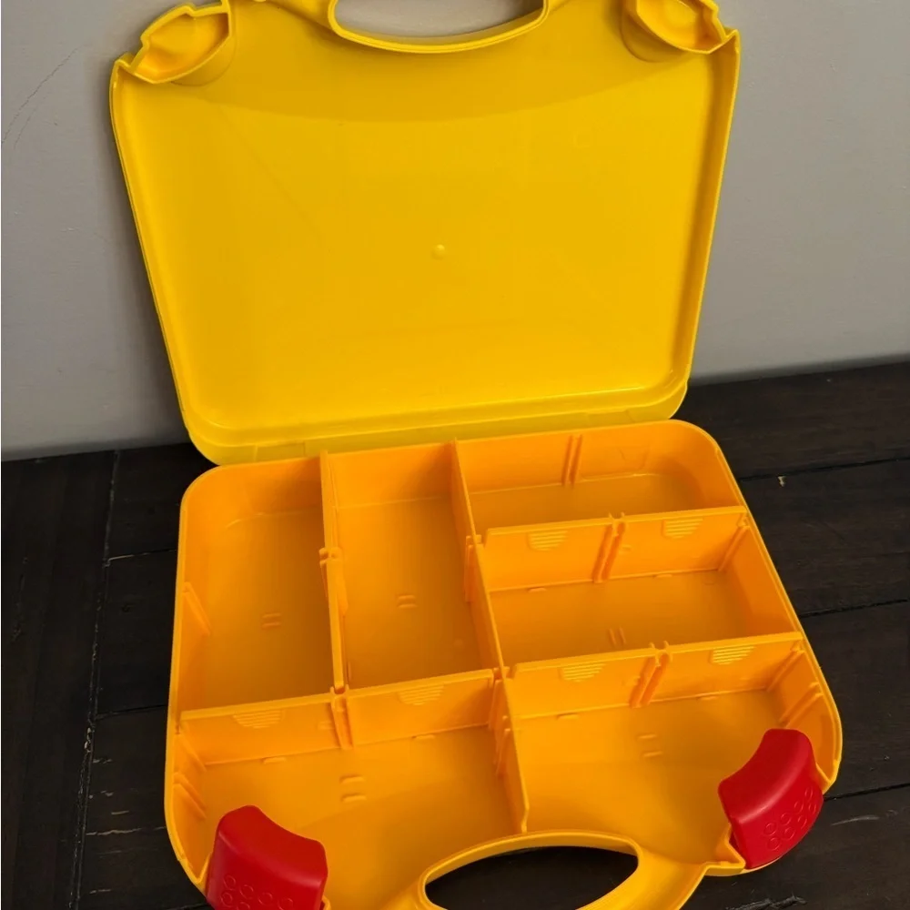 LEGO Yellow Storage Carry Case Organizer w/ Dividers Red Latches